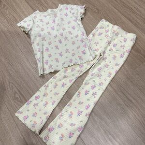 Zara Kids Pajama Set with Pink and Purple Floral Print
